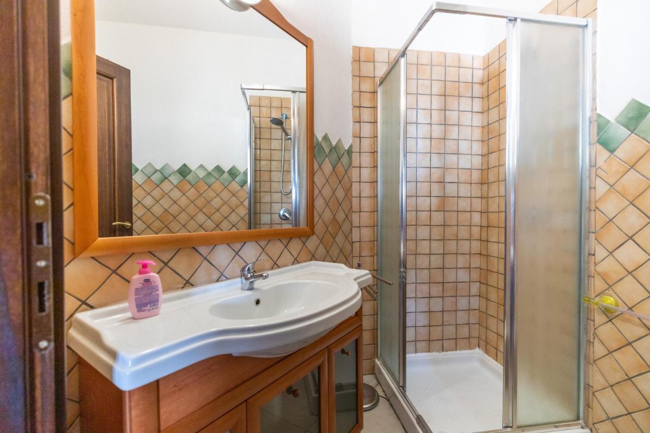 Vista Mare Apartment 4 Ольбия Экстерьер фото