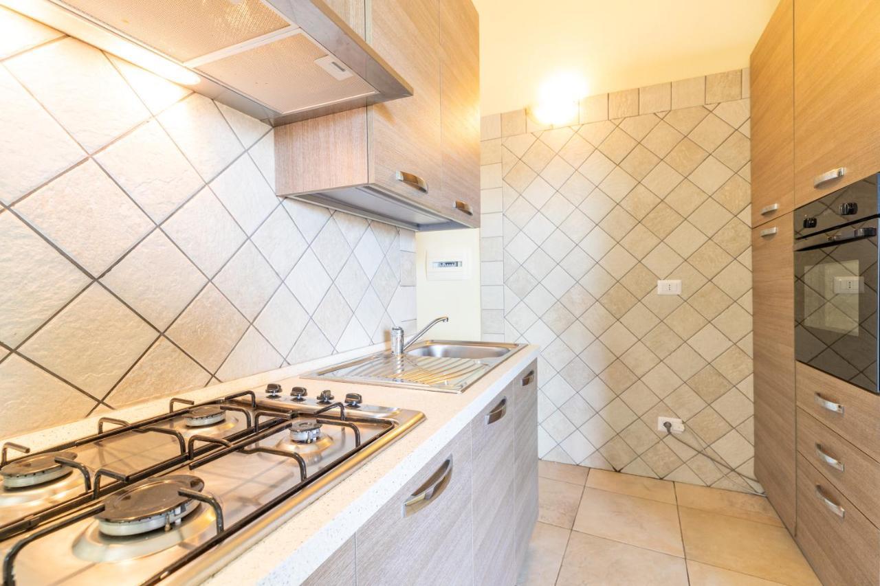 Vista Mare Apartment 4 Ольбия Экстерьер фото
